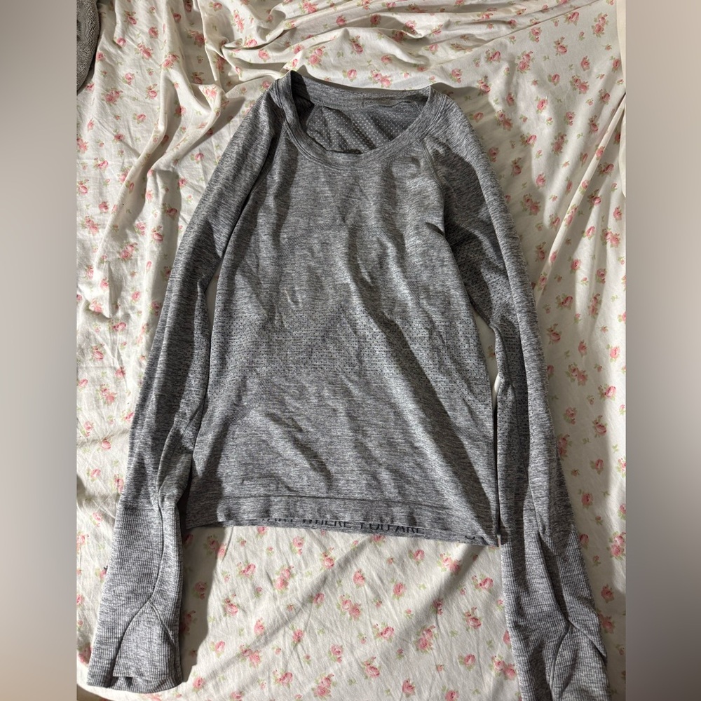 gray long sleeve swiftly tech 2.0 race length size 0